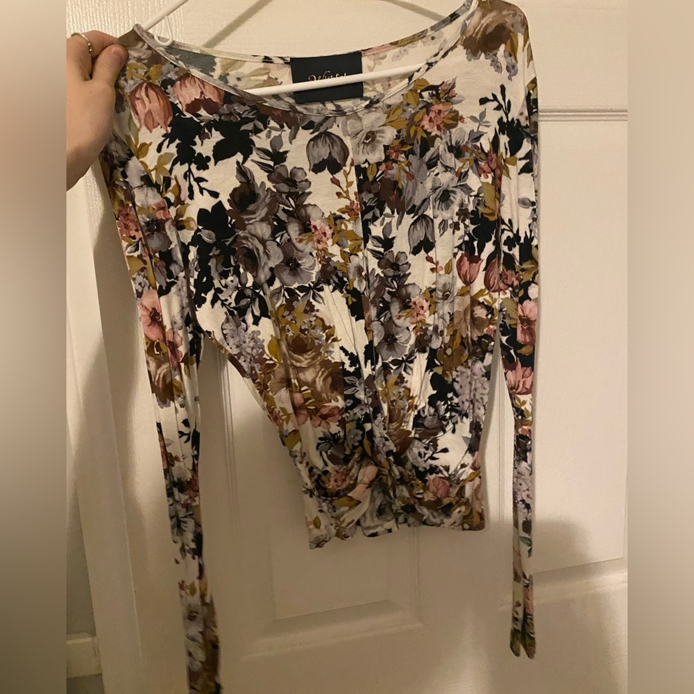 floral shirt